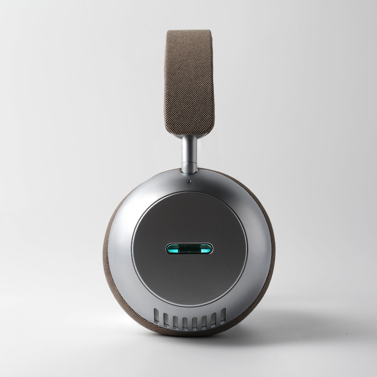 Satin Aluminum TH1 Closed-Back Audiophile Headphones with Vacuum Tube Preamp Bundle — 3.5mm cable included
